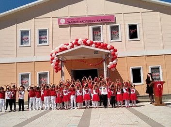 Artvin-Hopa-Yağmur Yazıcıoğlu Anaokulu fotoğrafı
