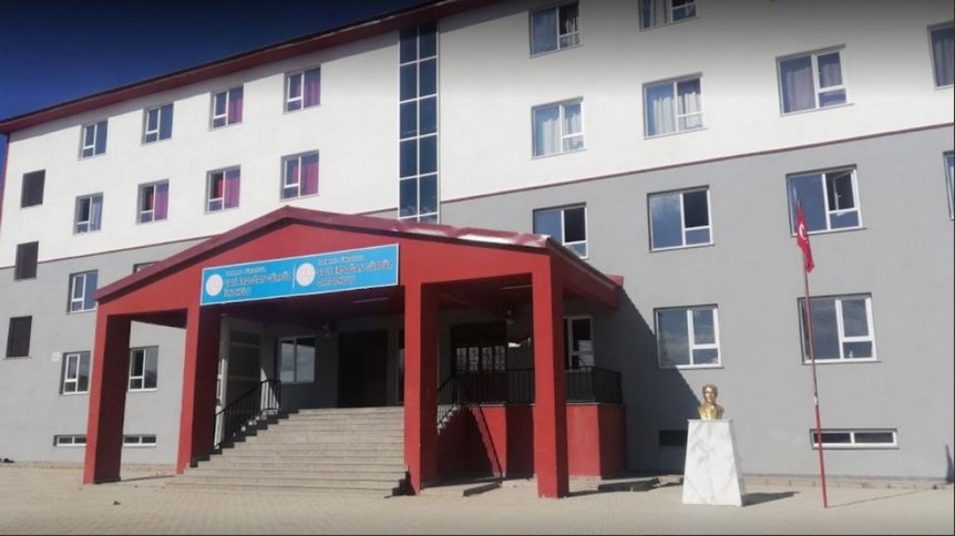 Hakkari-Yüksekova-Vali Erdoğan Gürbüz İlkokulu fotoğrafı