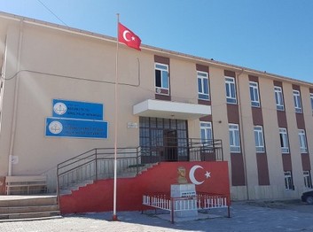 Konya-Kulu-Ahmet Yesevi İmam Hatip Ortaokulu fotoğrafı