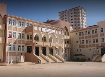 Gaziantep-Şehitkamil-Necibe Nalkıran Ortaokulu fotoğrafı