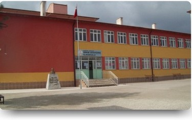 Kırşehir-Çiçekdağı-Çiçekdağı Borsa İstanbul Atatürk İlkokulu fotoğrafı