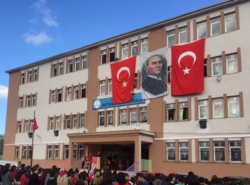İstanbul-Küçükçekmece-İkitelli Ortaokulu fotoğrafı