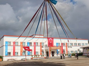 Adana-Ceyhan-Mehmet Orhun Yaylacı Anadolu Lisesi fotoğrafı