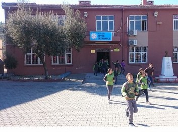 Mersin-Gülnar-Zeyne Ortaokulu fotoğrafı