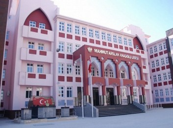Mersin-Yenişehir-Mahmut Arslan Anadolu Lisesi fotoğrafı