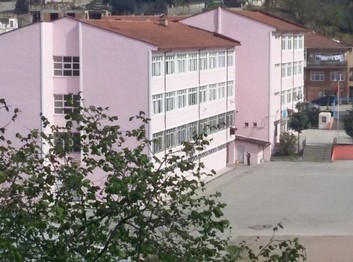 Kocaeli-Gölcük-Gölcük Ortaokulu fotoğrafı