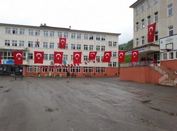 Trabzon-Araklı-Araklı Bereketli İmam Hatip Ortaokulu fotoğrafı