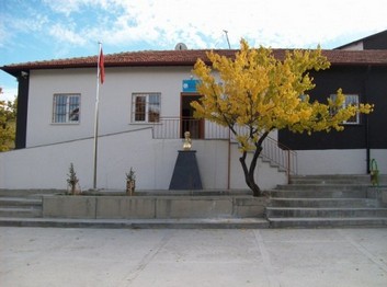 Niğde-Merkez-Pınarcık Mustafa Şahin Ortaokulu fotoğrafı