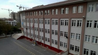 İstanbul-Çekmeköy-Kemerdere İsmihan Ismet Suzer Ortaokulu fotoğrafı