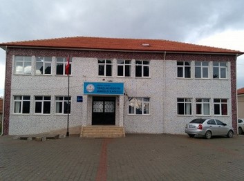 Manisa-Sarıgöl-Tırazlar Hüseyin Gümüşlü İlkokulu fotoğrafı