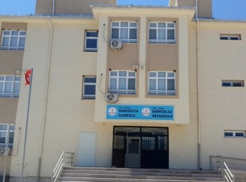 İzmir-Torbalı-Dağkızılca Ortaokulu fotoğrafı