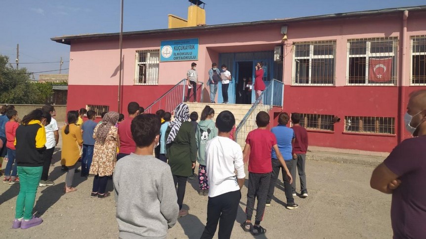 Mardin-Kızıltepe-Küçükayrık Ortaokulu fotoğrafı