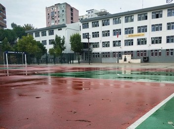 İzmir-Karabağlar-Şehit Erkan Özcan Anadolu Lisesi fotoğrafı