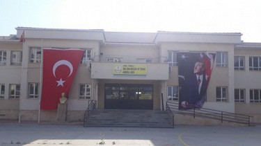 İzmir-Torbalı-Torbalı İbn-i Sina Mesleki ve Teknik Anadolu Lisesi fotoğrafı