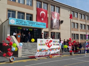 İstanbul-Başakşehir-Prof. Dr. Ahat Andıcan Ortaokulu fotoğrafı
