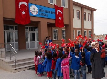 Aksaray-Eskil-Şehit Recep Bozdağ İlkokulu fotoğrafı