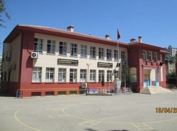 Mersin-Toroslar-Kuvayi Milliye İlkokulu fotoğrafı