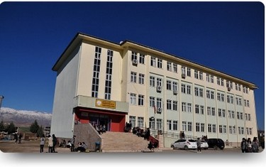 Şırnak-Silopi-Yenişehir Mesleki ve Teknik Anadolu Lisesi fotoğrafı