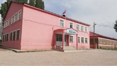 Bitlis-Güroymak-Gölbaşı İlkokulu fotoğrafı