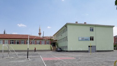 Kırşehir-Merkez-Şehit Dr.Ulucan Dayan Ortaokulu fotoğrafı