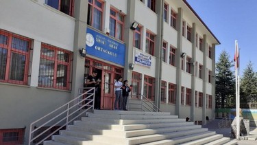 Ankara-Keçiören-İhsan Aras Ortaokulu fotoğrafı