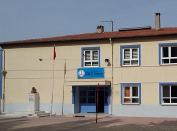 Manisa-Saruhanlı-Alibeyli İlkokulu fotoğrafı