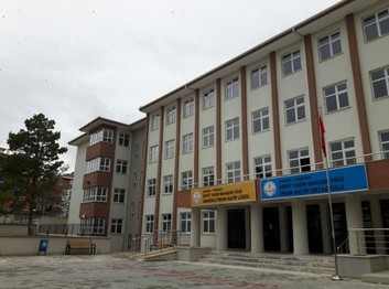 Ankara-Sincan-Yenikent Şehit Yasin Bahadır Yüce Anadolu İmam Hatip Lisesi fotoğrafı