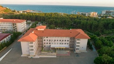 Antalya-Alanya-Türkler Borsa İstanbul Sosyal Bilimler Lisesi fotoğrafı