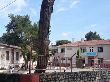 İzmir-Urla-Albay Çolak İbrahimbey İlkokulu fotoğrafı