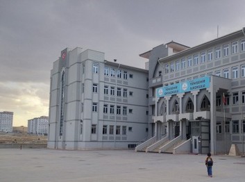 Batman-Merkez-Yenişehir Ortaokulu fotoğrafı