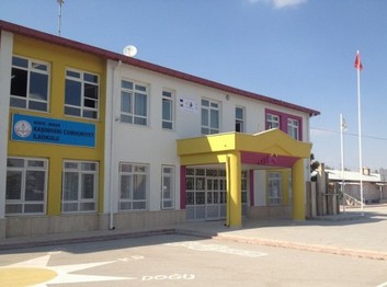 Konya-Meram-Kaşınhanı Cumhuriyet İlkokulu fotoğrafı