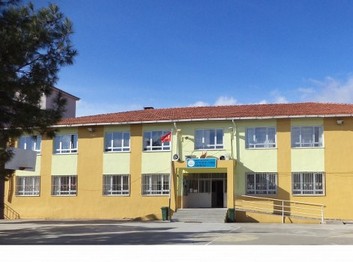 İzmir-Bergama-Zeytindağ Yılmaz İlkokulu fotoğrafı