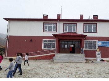 Kahramanmaraş-Ekinözü-Kabaktepe Çayobası Ortaokulu fotoğrafı