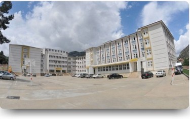 Amasya-Merkez-İlduş Hatun Mesleki ve Teknik Anadolu Lisesi fotoğrafı