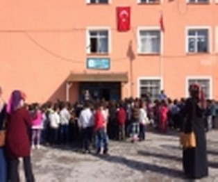 Bitlis-Güroymak-Turgut Özal İlkokulu fotoğrafı