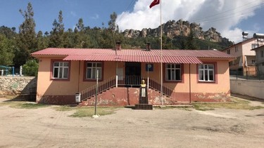 Mersin-Tarsus-Böğrüeğri İlkokulu fotoğrafı