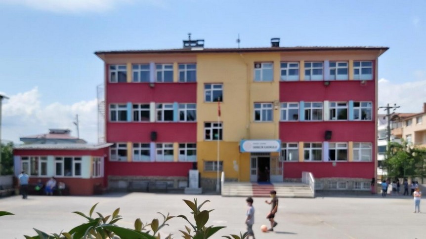Samsun-İlkadım-Derecik İlkokulu fotoğrafı