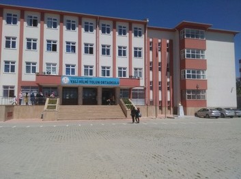 Kahramanmaraş-Onikişubat-Vali Hilmi Tolun Ortaokulu fotoğrafı