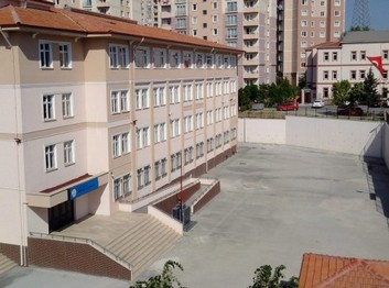 İstanbul-Esenyurt-Esenyurt Şehitler Ortaokulu fotoğrafı