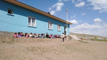 Van-Özalp-Nurali İlkokulu fotoğrafı