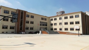 Adana-Çukurova-Alparslan Türkeş Ortaokulu fotoğrafı