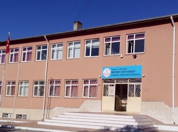 Yozgat-Sarıkaya-Mehmet Akif Ersoy İmam Hatip Ortaokulu fotoğrafı