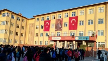 İstanbul-Pendik-Yavuz Sultan Selim Anadolu Lisesi fotoğrafı
