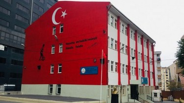 İstanbul-Esenyurt-Emine Seviye Divrik Ortaokulu fotoğrafı