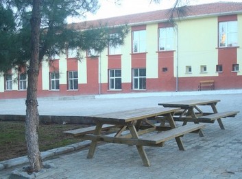 Uşak-Karahallı-Hasan Gürel İlkokulu fotoğrafı