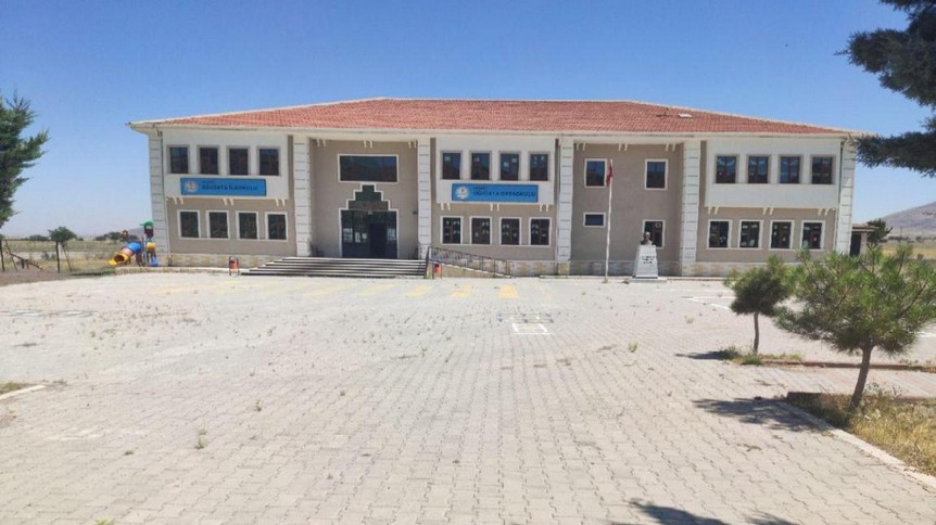 Aksaray-Merkez-Oğuzata Ortaokulu fotoğrafı
