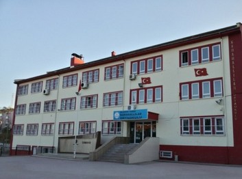 Balıkesir-Karesi-Karahallılar Ortaokulu fotoğrafı