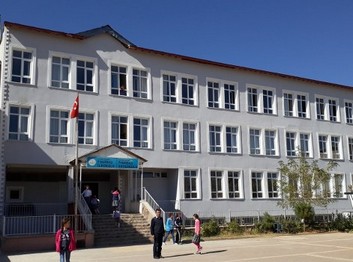 Adıyaman-Çelikhan-Pınarbaşı Ortaokulu fotoğrafı