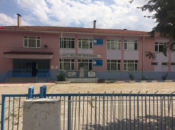 Uşak-Ulubey-İnay İlkokulu fotoğrafı