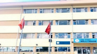 İzmir-Bayraklı-Selahaddin Eyyubi İmam Hatip Ortaokulu fotoğrafı